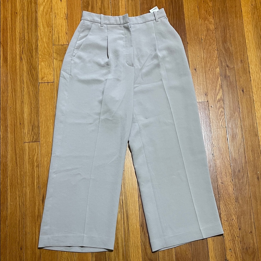 🌎 Wilfred Cropped pants